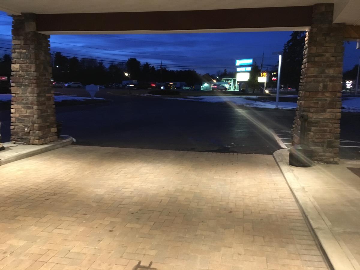 Landmark Motor Inn Glens Falls Exterior foto